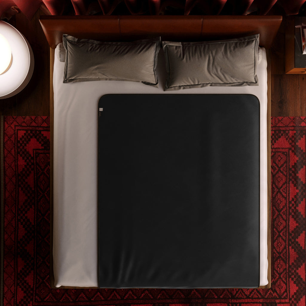 Fascinator Lush Throw  Black Microvelvet